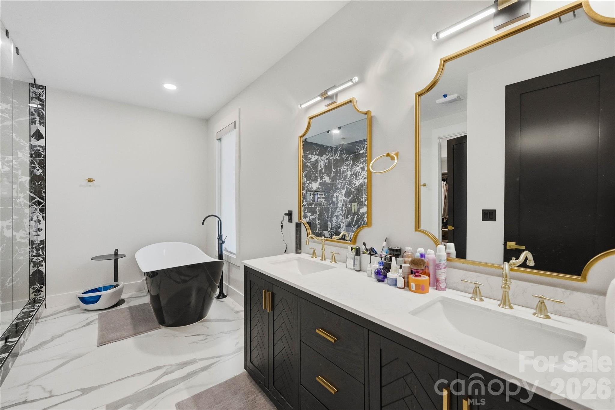 Villa Heights - Residential