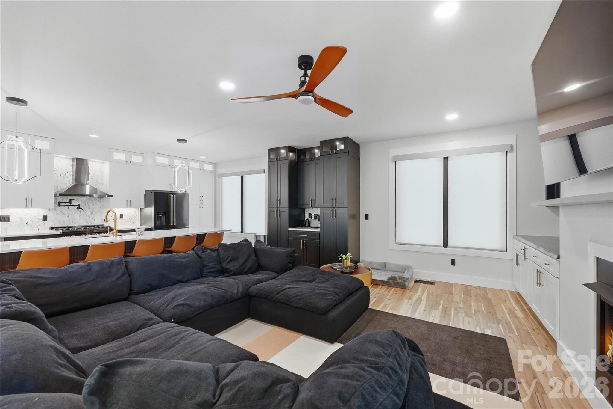 Villa Heights - Residential