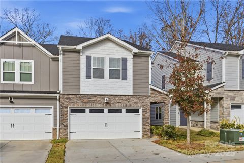 Photo of 3528 Auburn Curb Road, Charlotte, NC 28217 (MLS # 4326324)