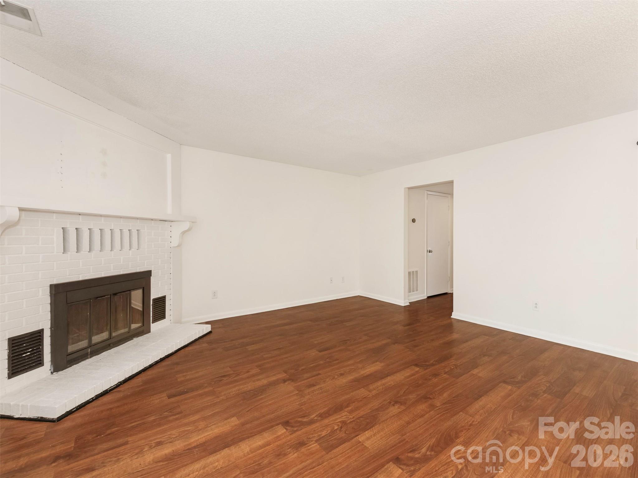 Sardis Cove - Residential