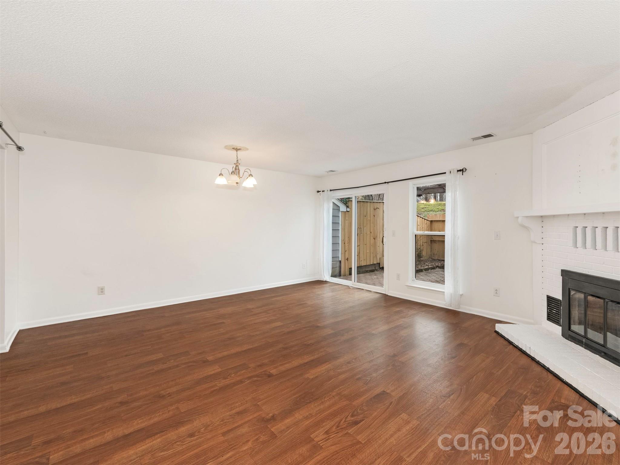 Sardis Cove - Residential