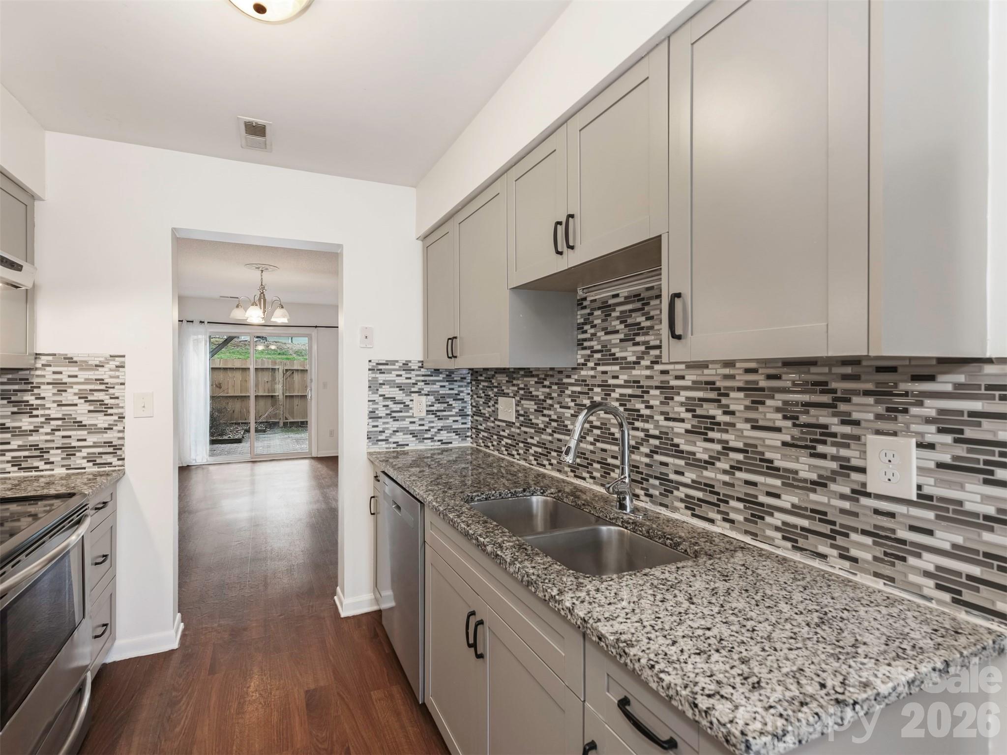 Sardis Cove - Residential