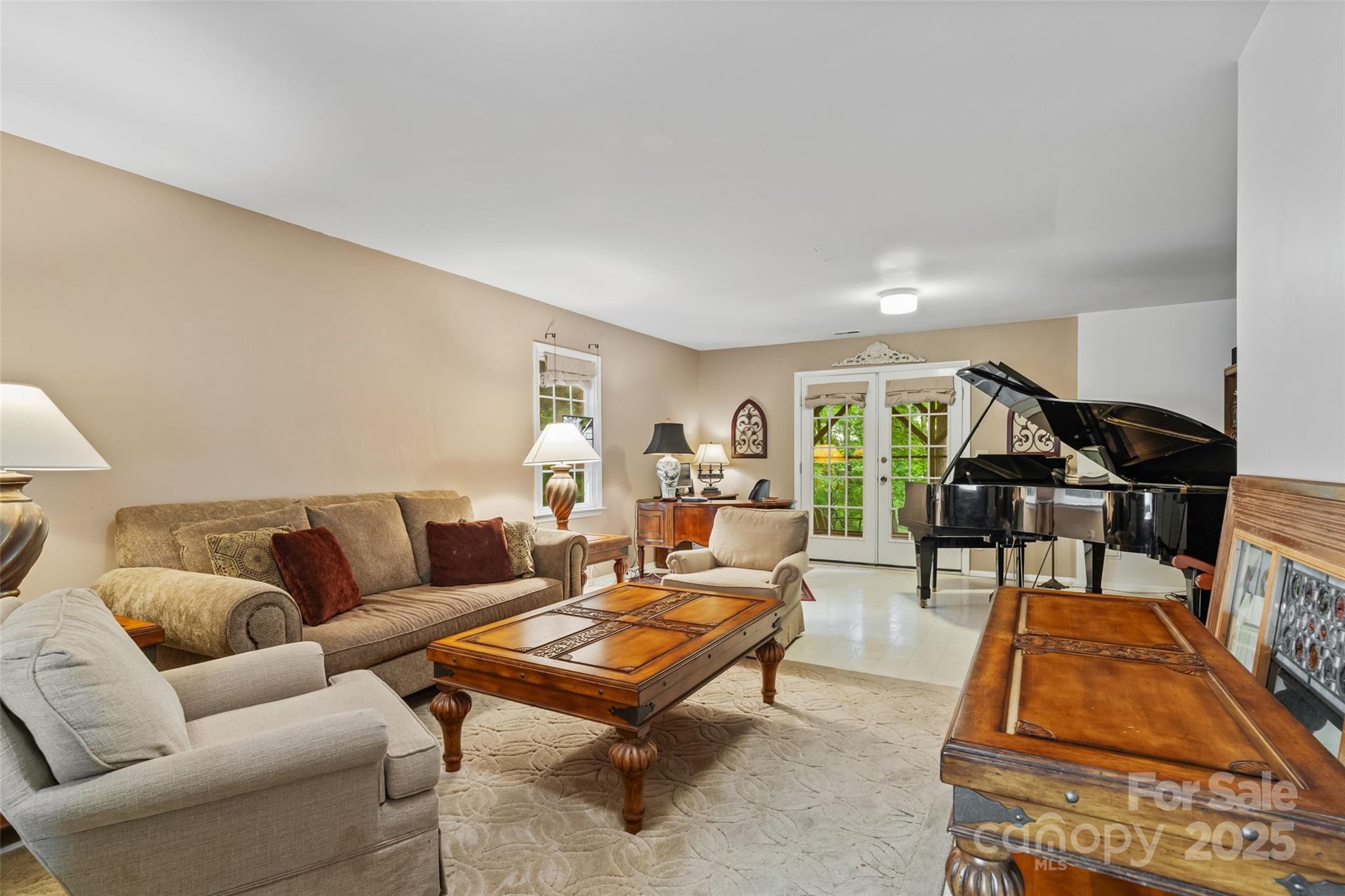 Sardis Forest - Residential