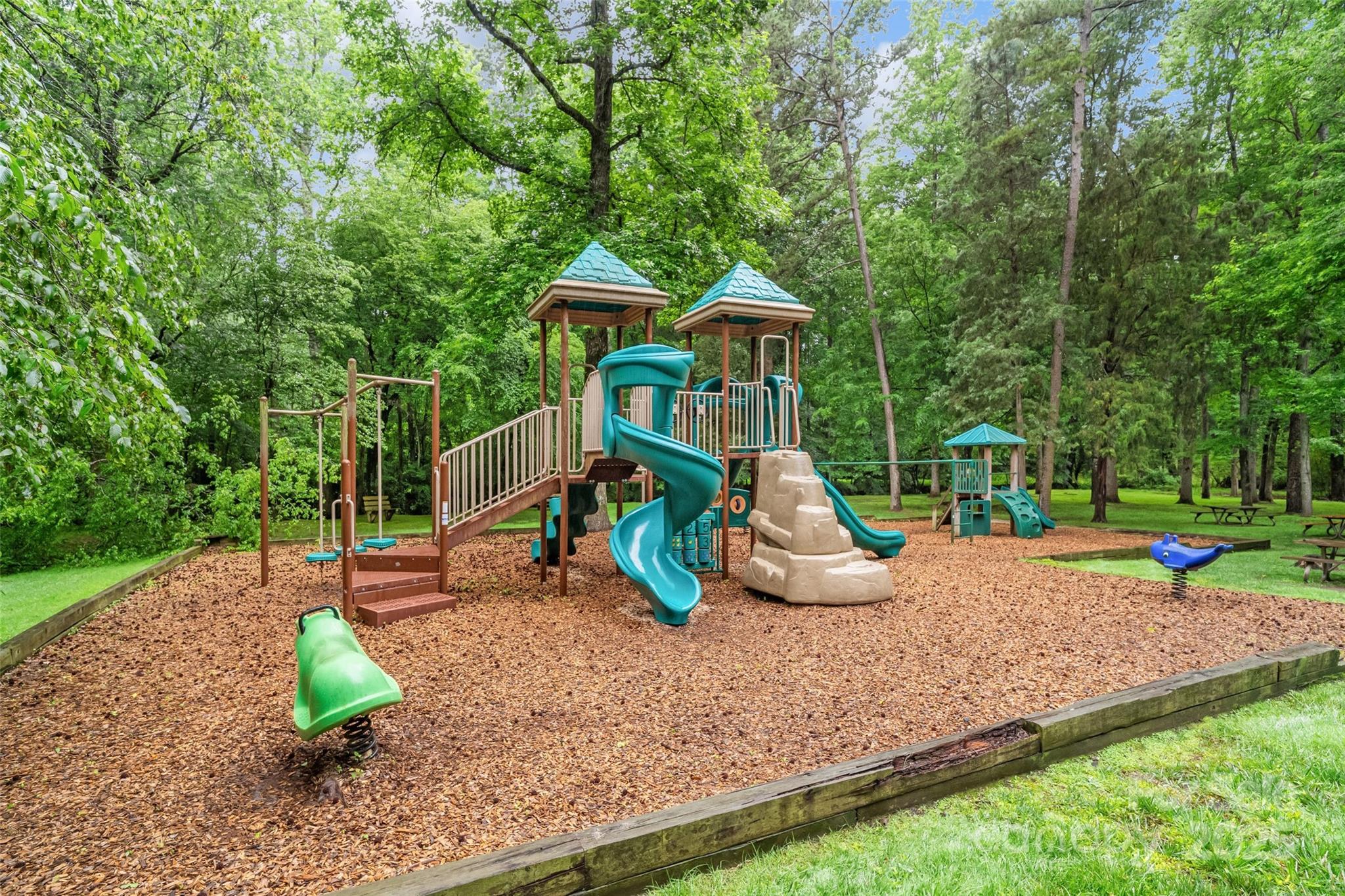 Sardis Forest - Residential