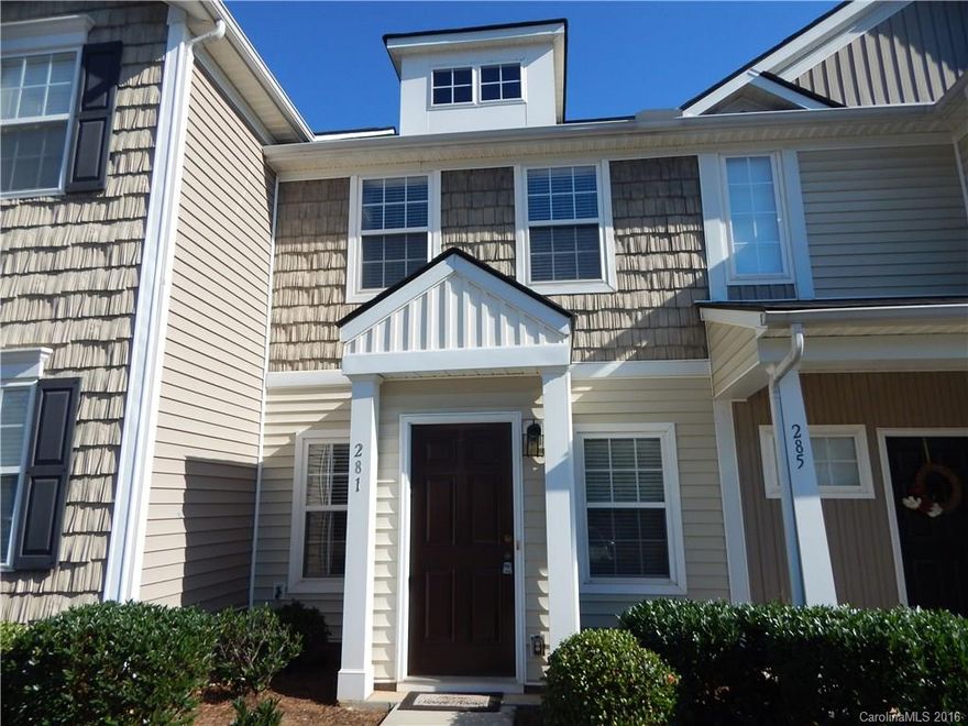 Come enjoy low maintenance living in popular Constitution Park.  Townhome is move in ready and located in convenient location.