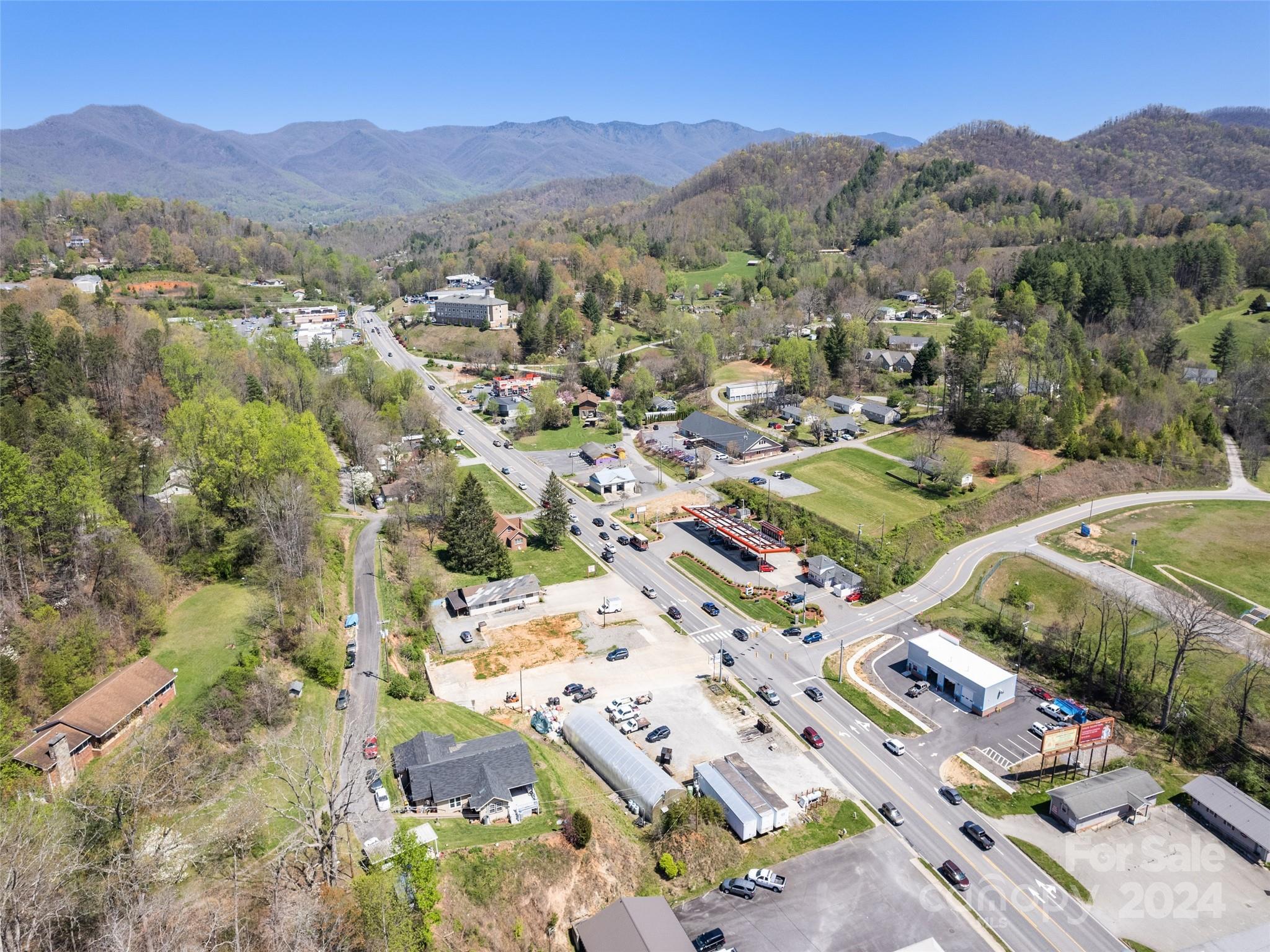 1526 East Main Street