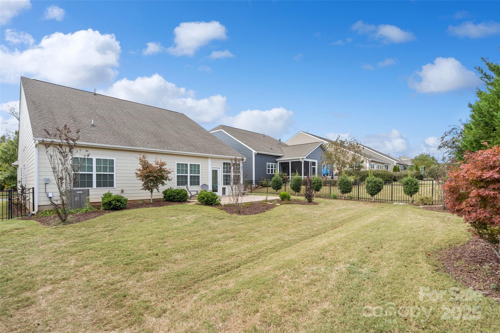 Tree Tops - Residential