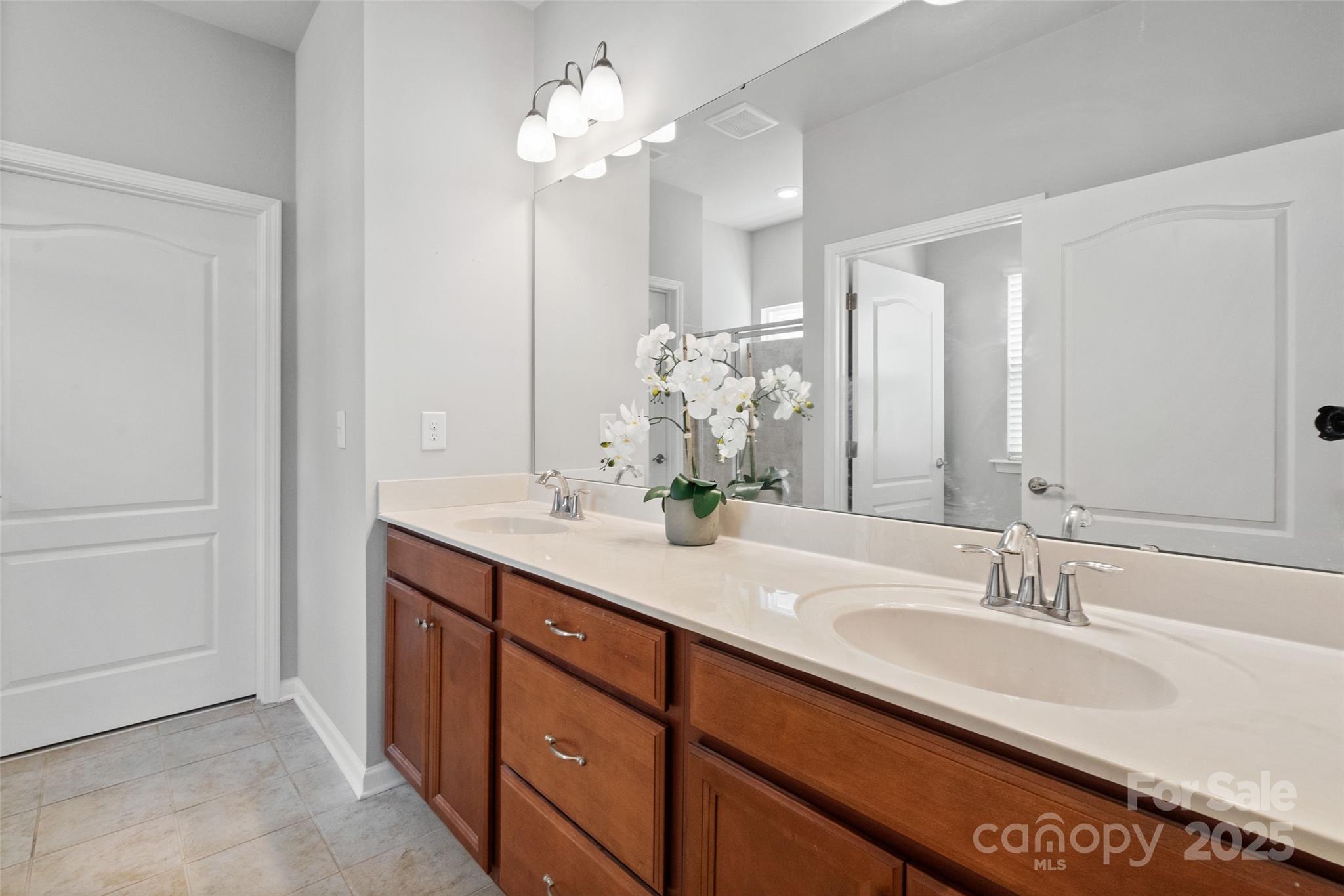 Tree Tops - Residential