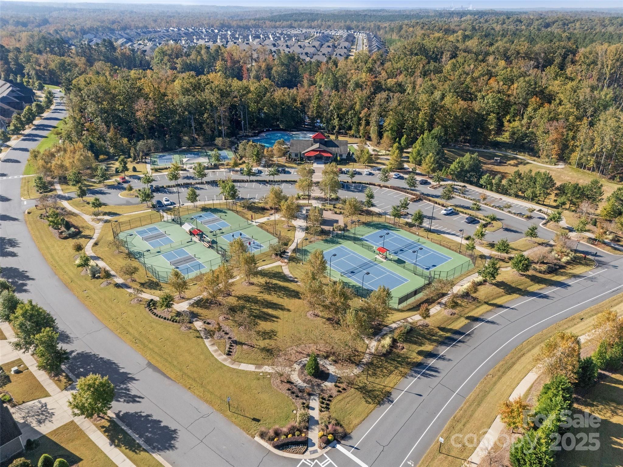Tree Tops - Residential