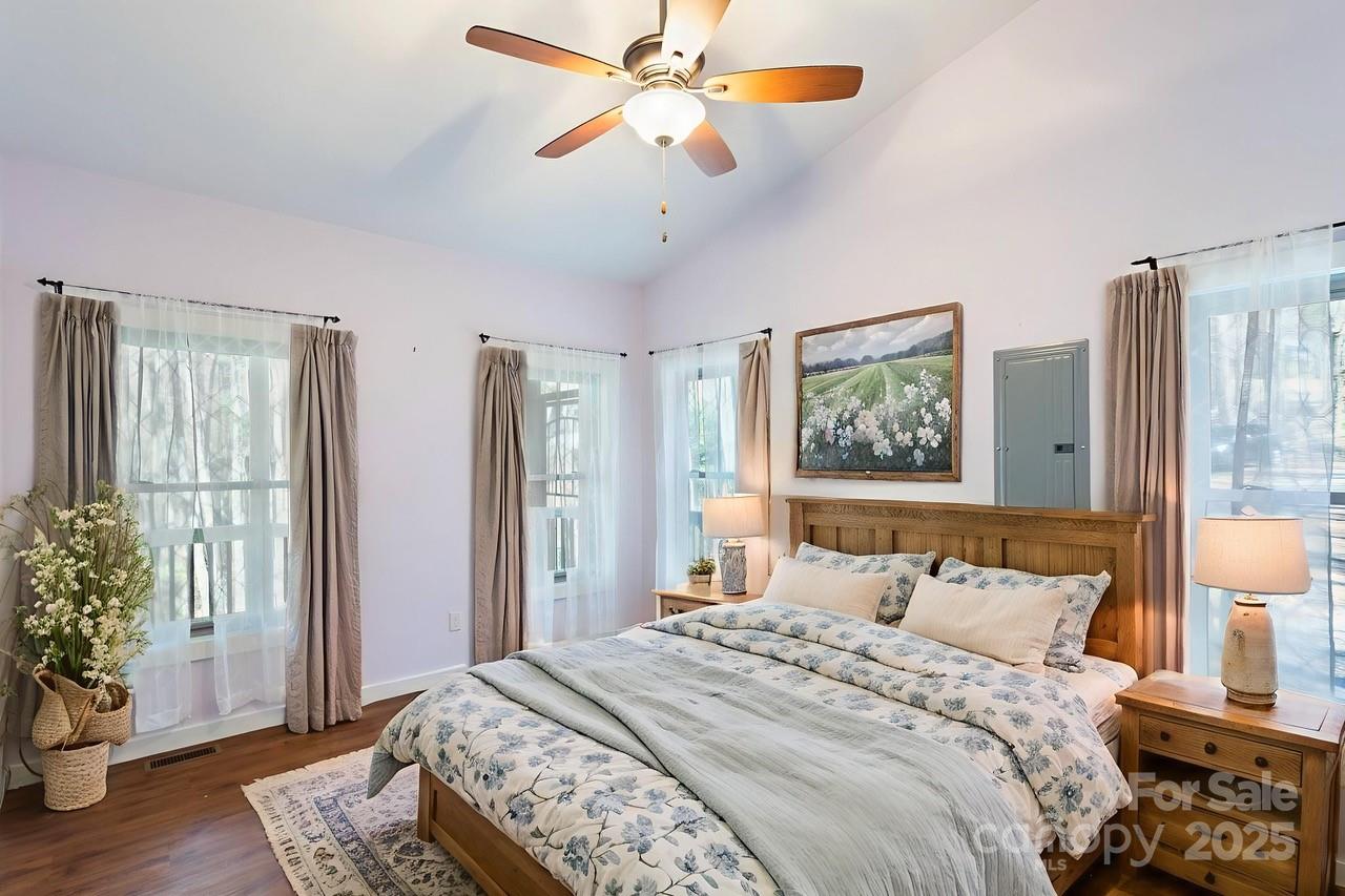 Chestnut Walk - Residential