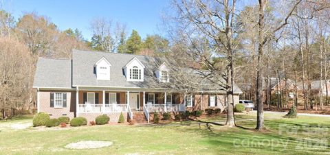 Photo of 220 St Johns Drive, Salisbury, NC 28144 (MLS # 4352238)
