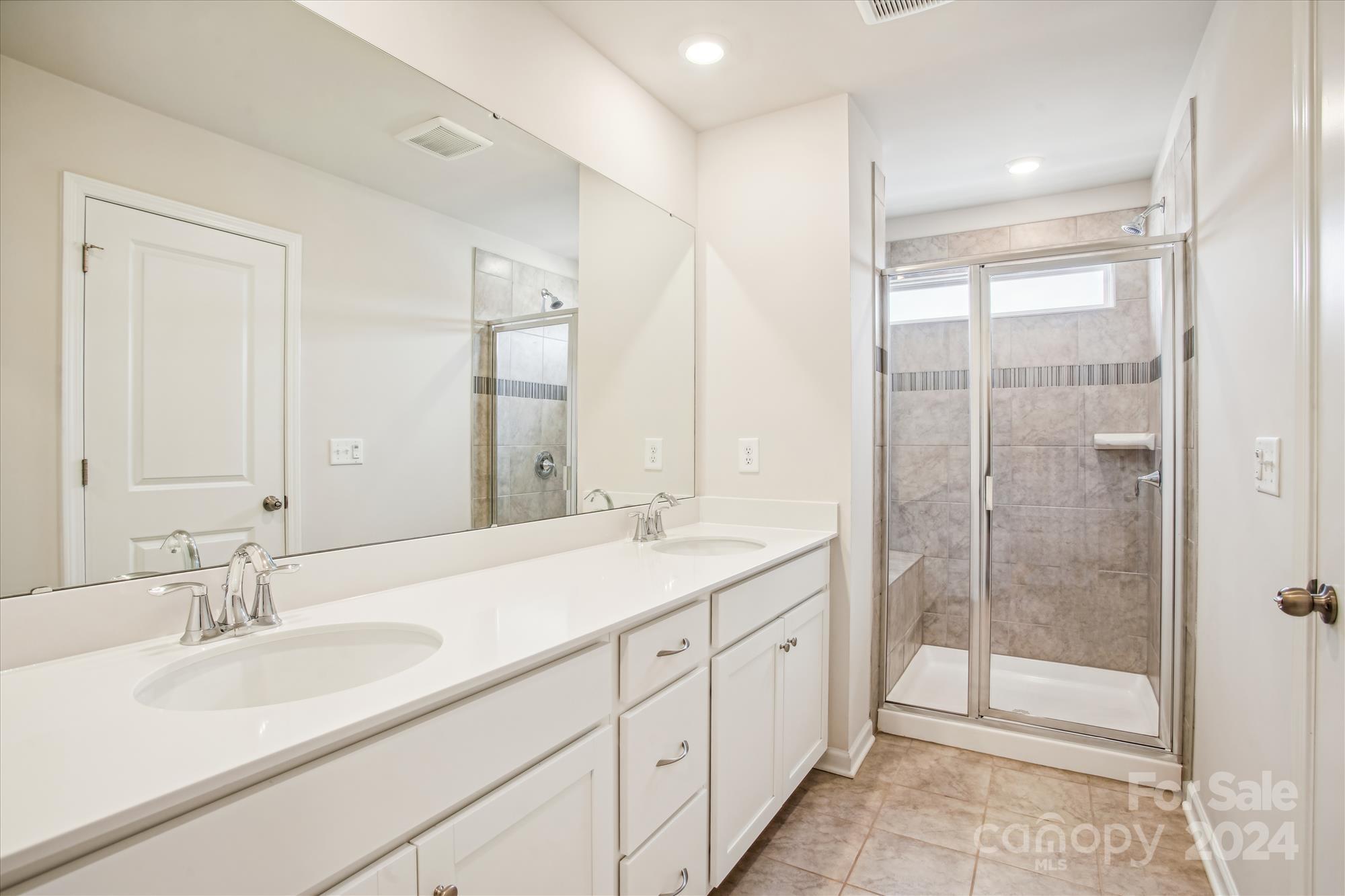 Elizabeth - Residential