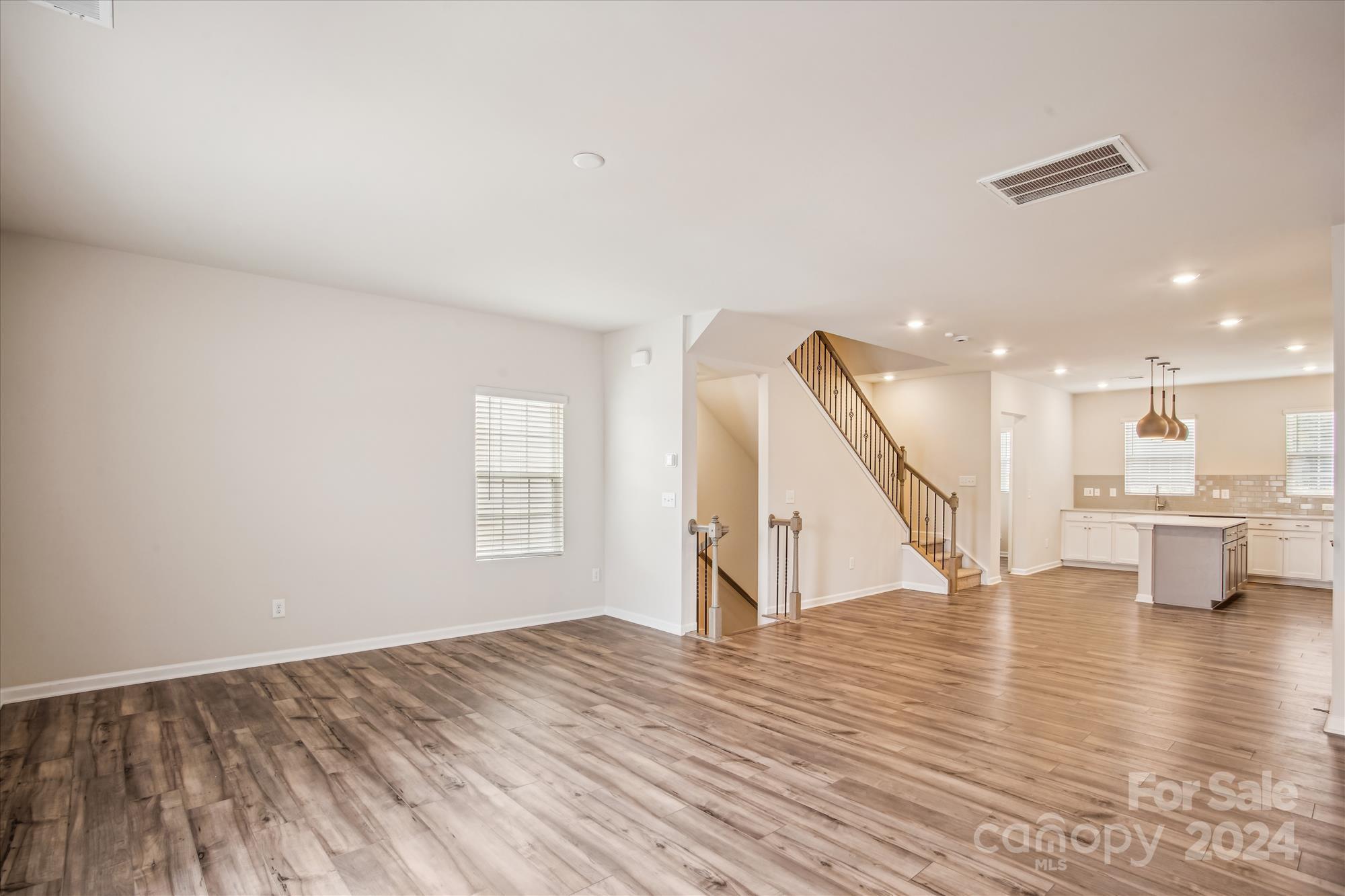 Elizabeth - Residential