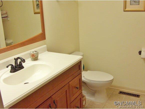 Creekside Villas - Residential