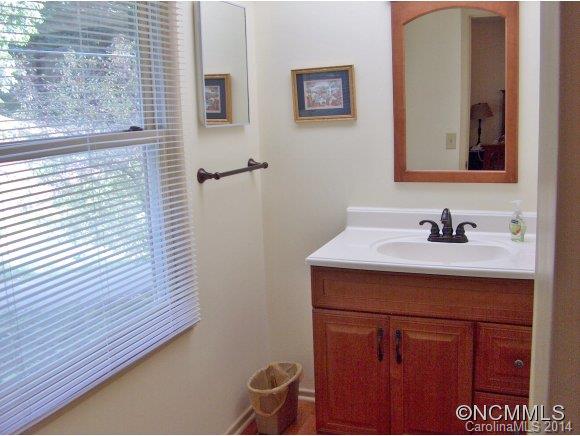 Creekside Villas - Residential