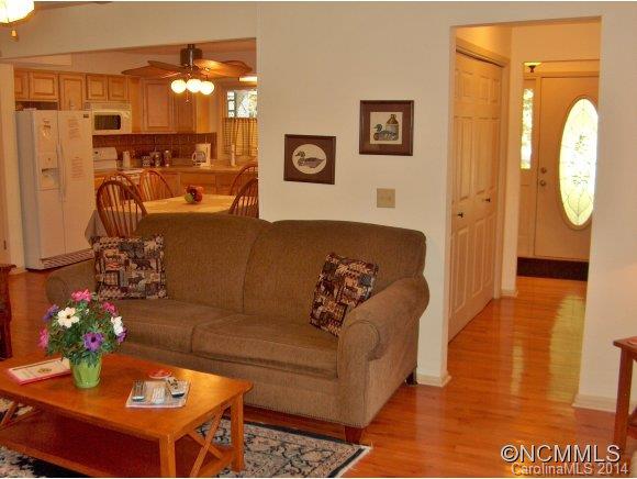 Creekside Villas - Residential