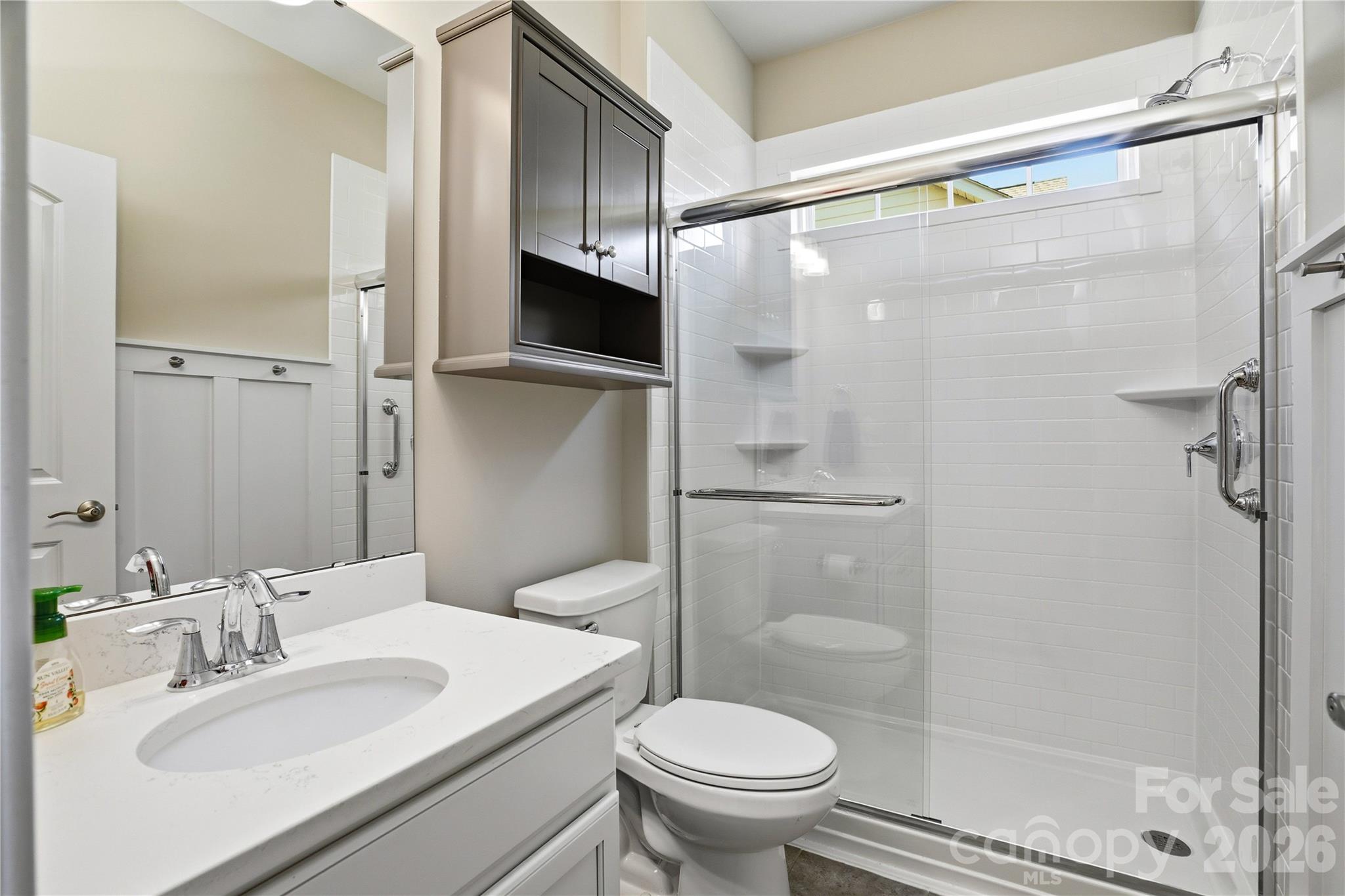 Imagery on Mtn Island - Residential