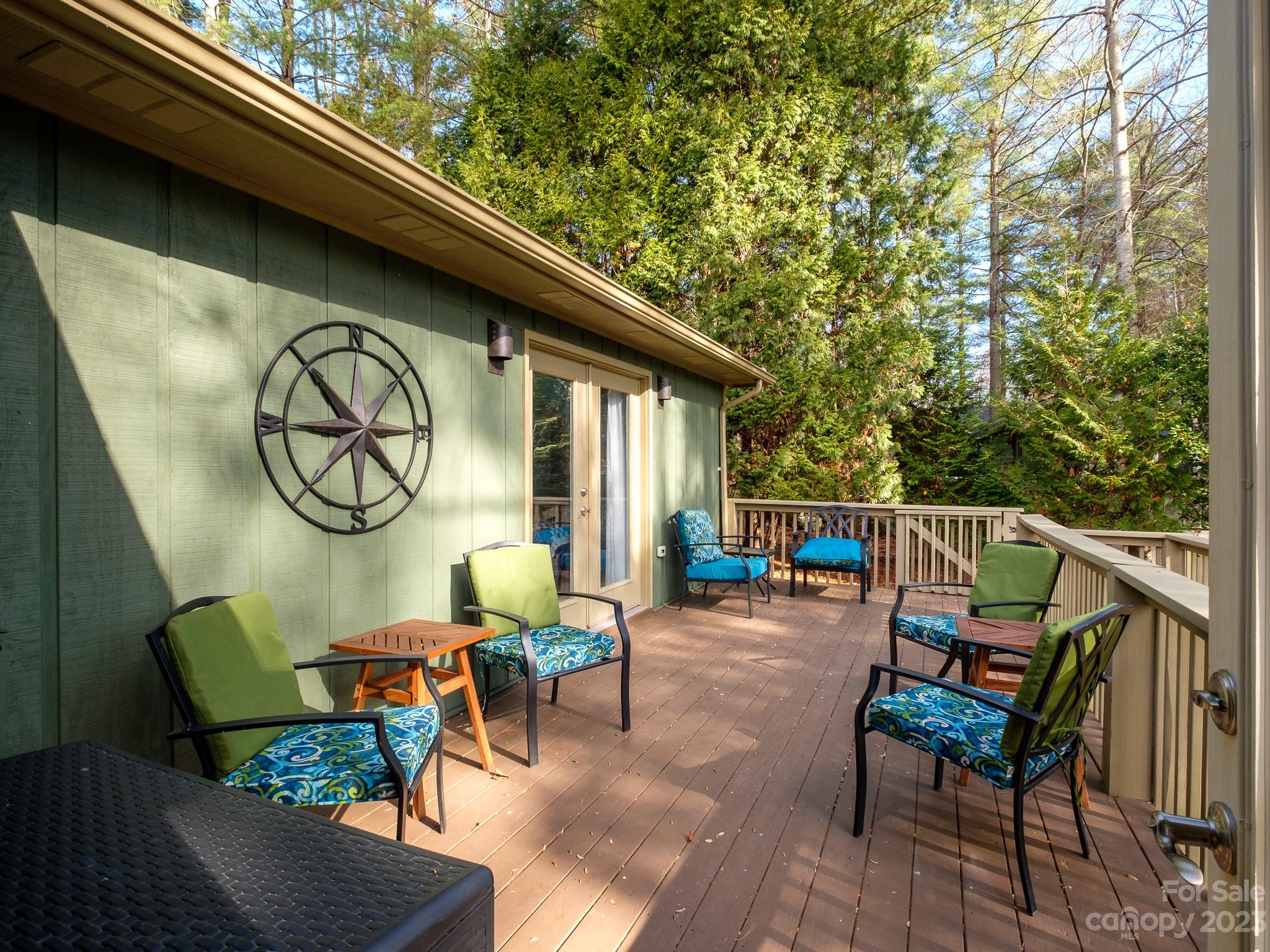 Connestee Falls - Residential