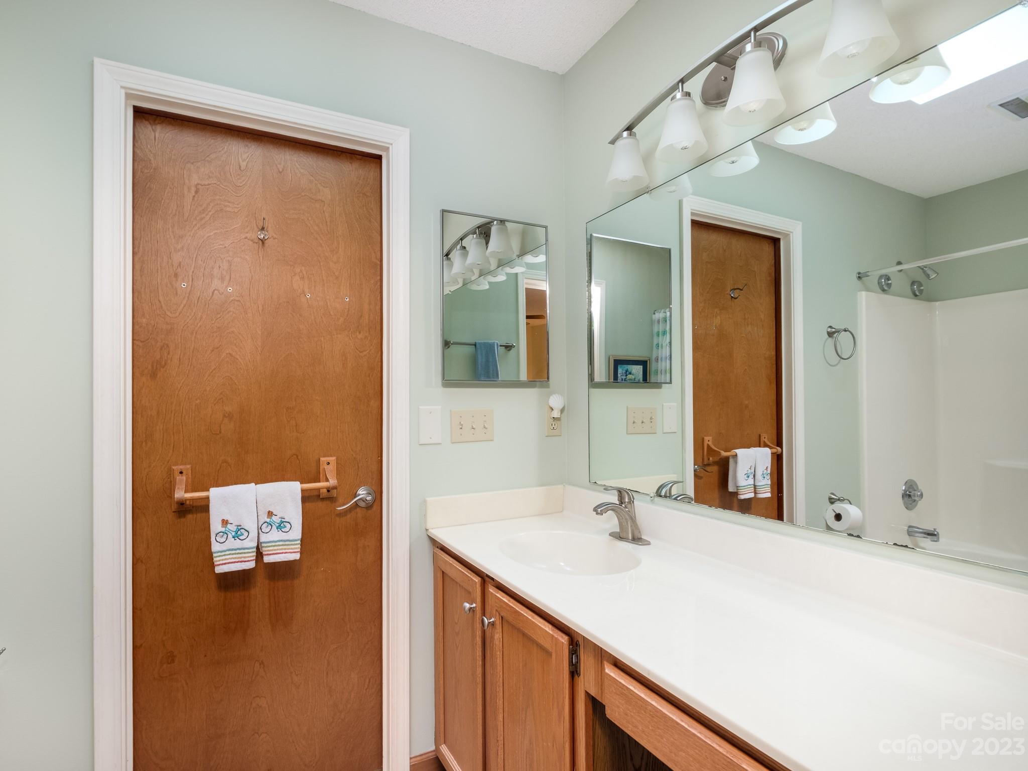 Connestee Falls - Residential