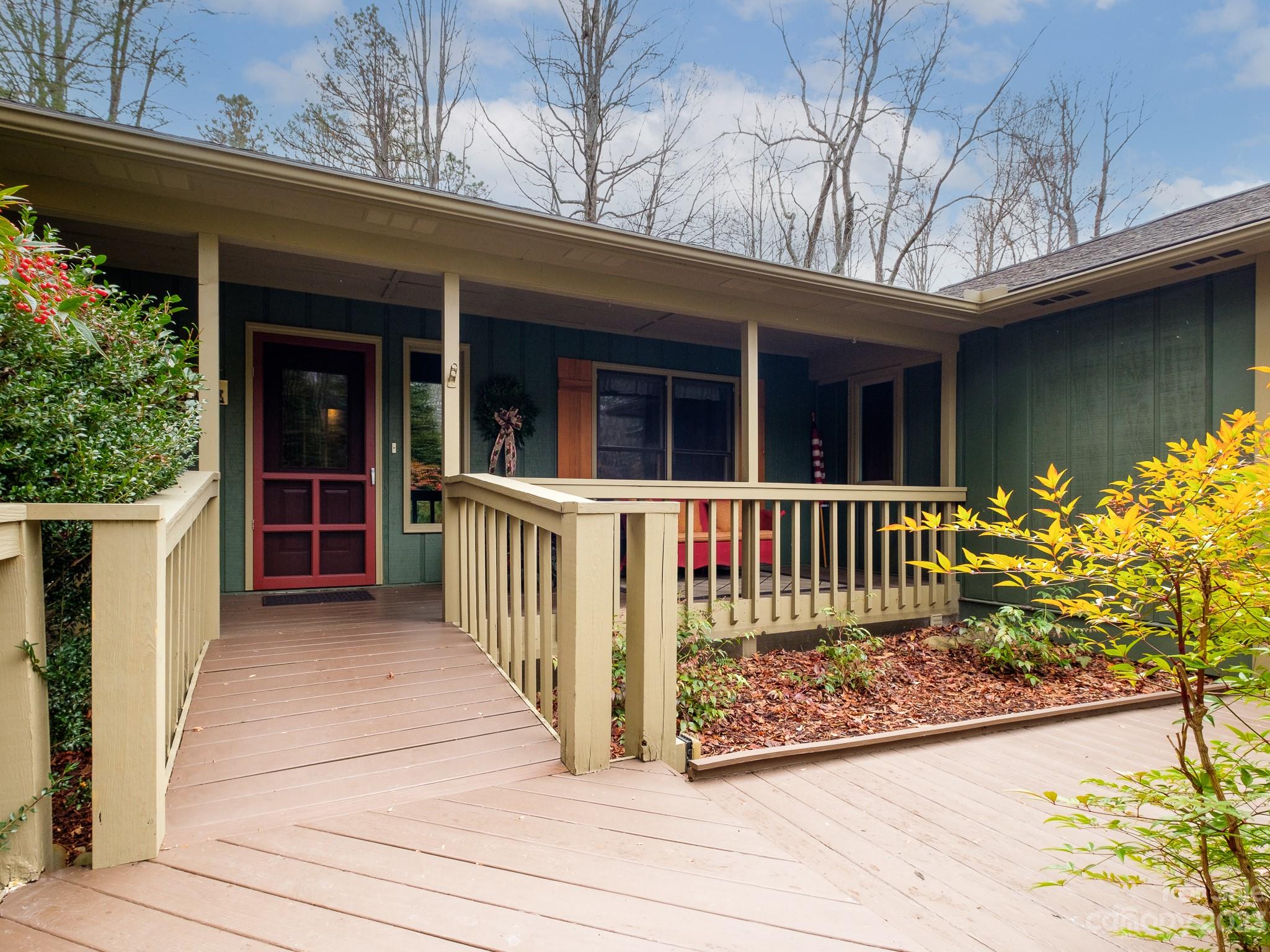 Connestee Falls - Residential