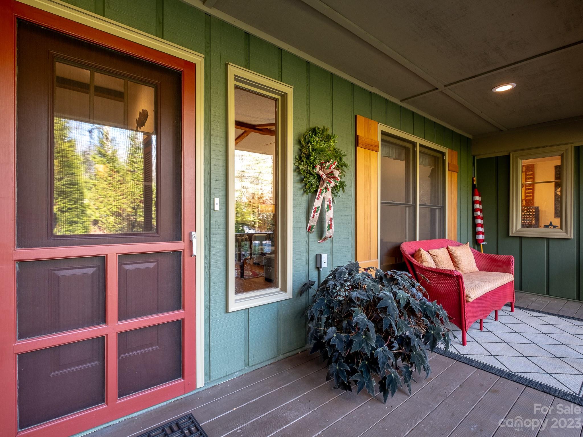 Connestee Falls - Residential