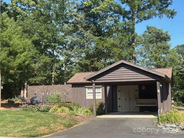 1201 Colonial Drive