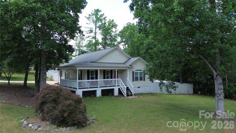 Photo of 49 Laurel Street, Granite Falls, NC 28630 (MLS # 4398926)