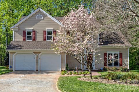 8607 Piccone Brook Lane Charlotte NC 28216