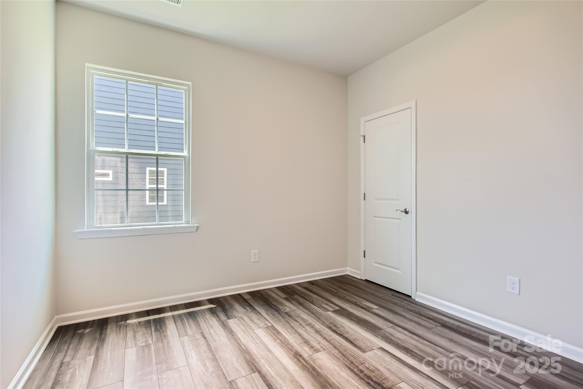 Roselyn - Residential