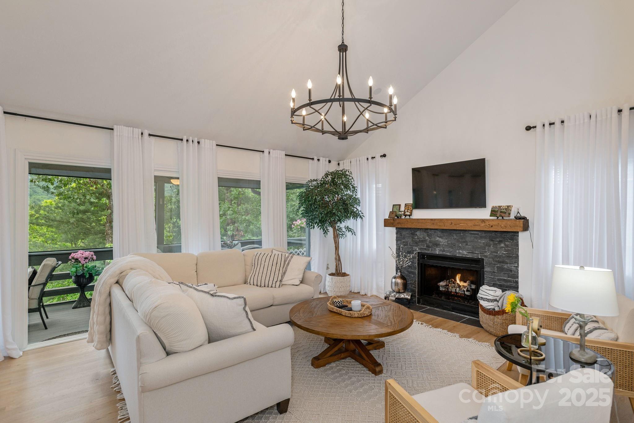 104 SUNNY VIEW Lane