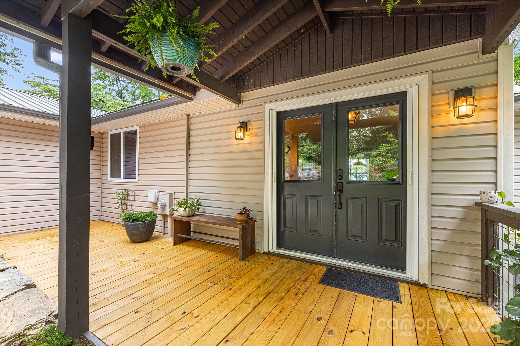 90 Reed Road