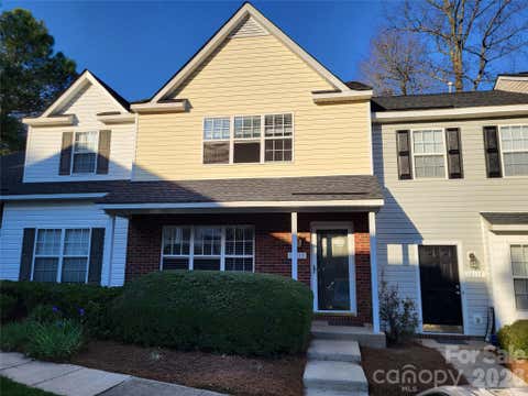 Photo of 10115 Forest Landing Drive, Charlotte, NC 28213 (MLS # 4397549)