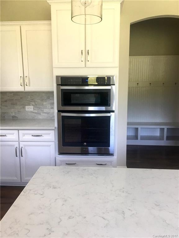 Lake Ridge - Residential