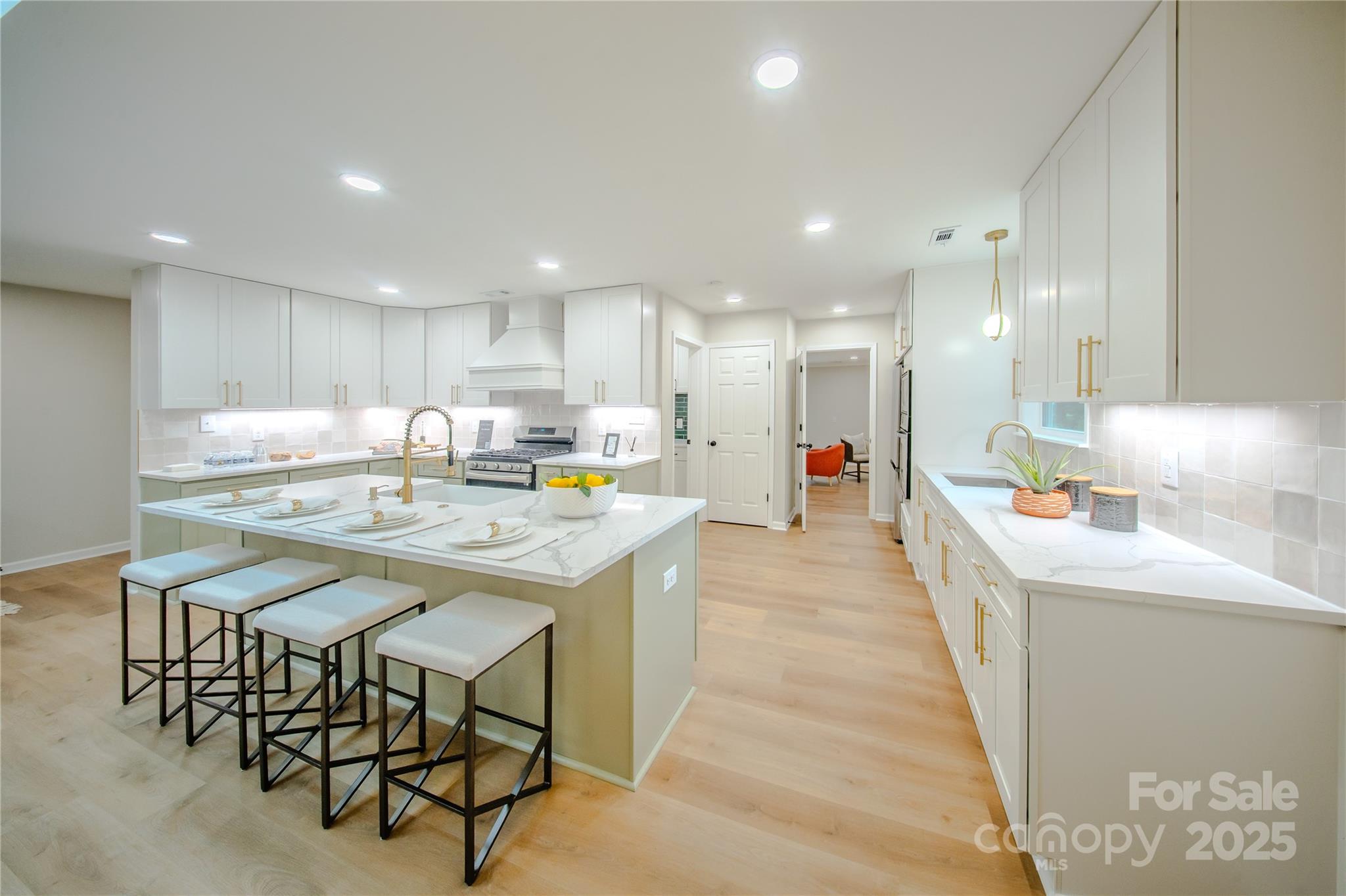 7159 Moss Point Drive