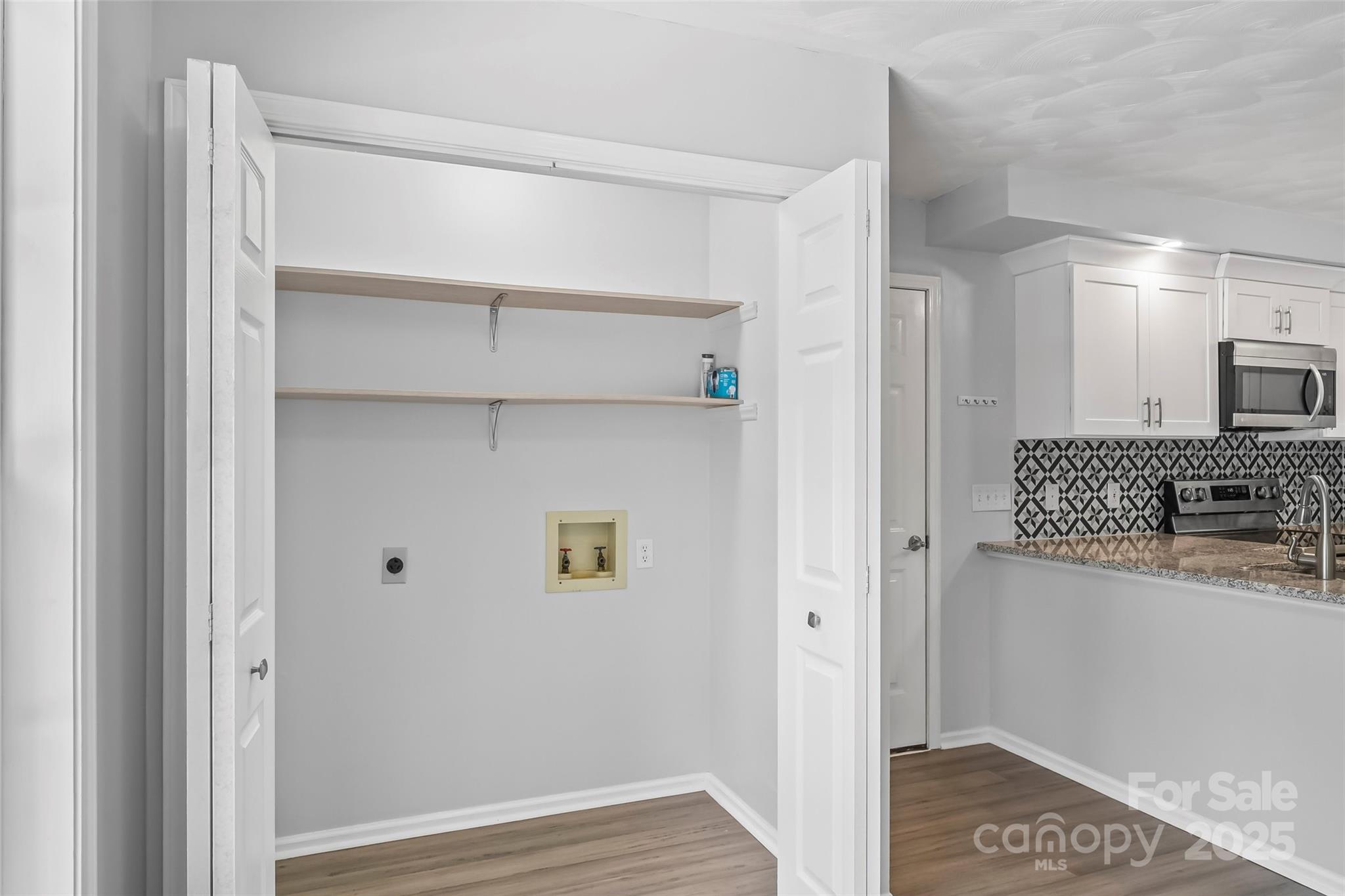 Sharon Valley - Residential