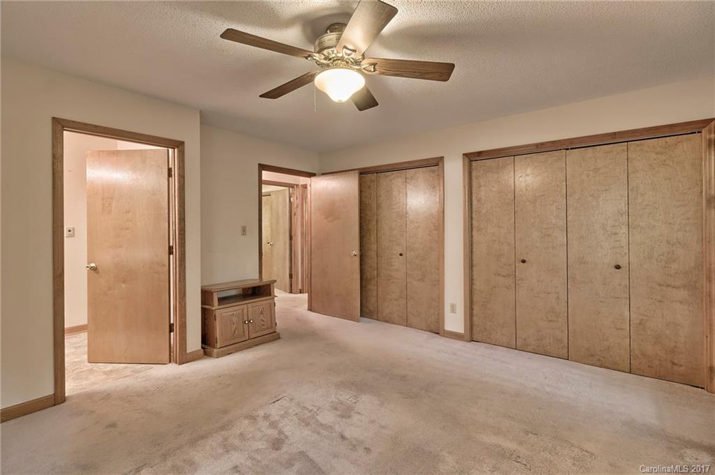 Huntington Oaks - Residential