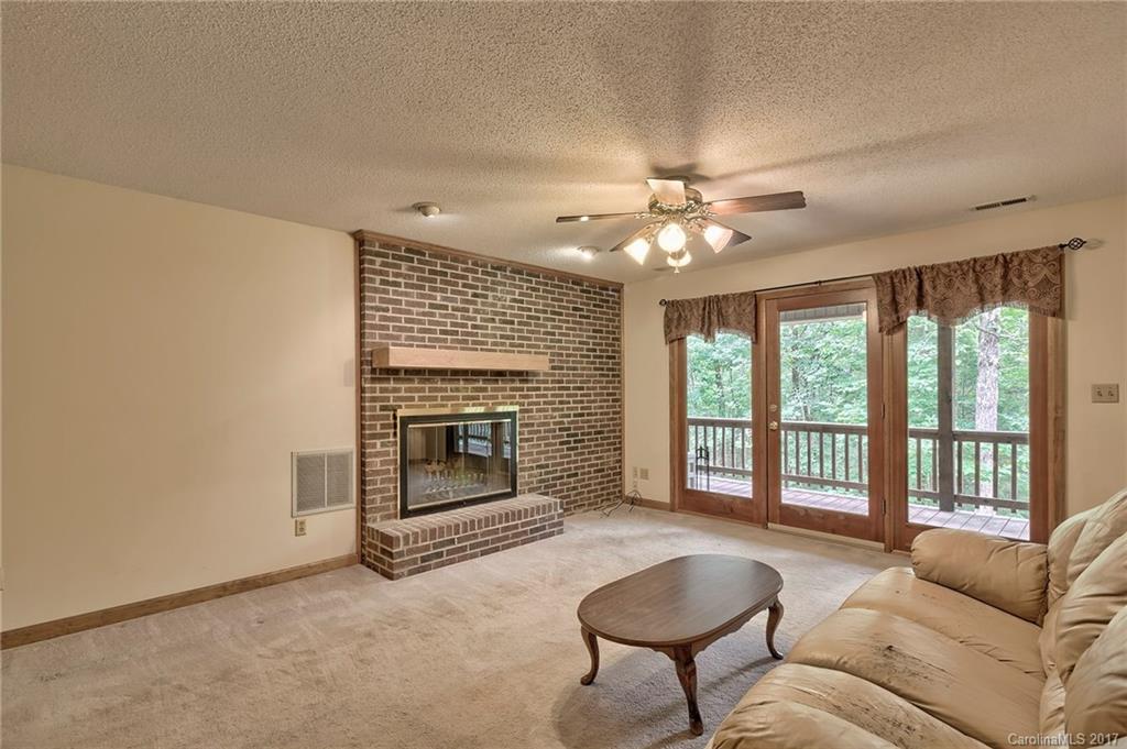 Huntington Oaks - Residential