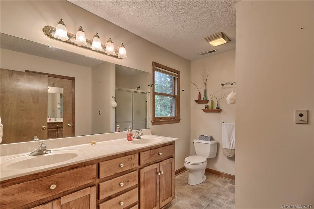 Huntington Oaks - Residential