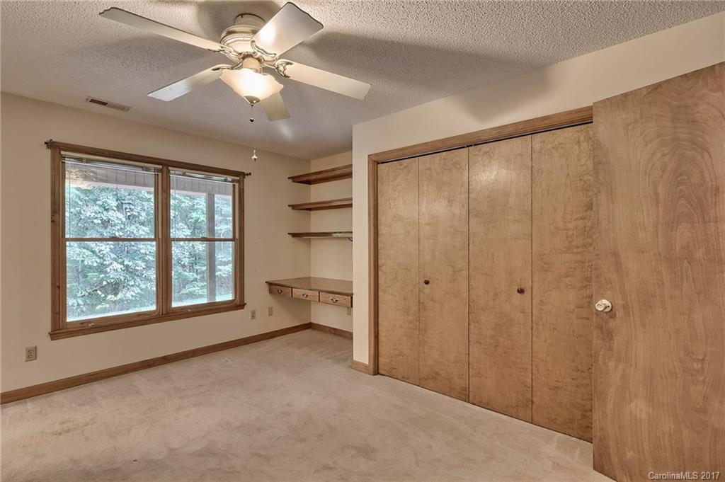 Huntington Oaks - Residential