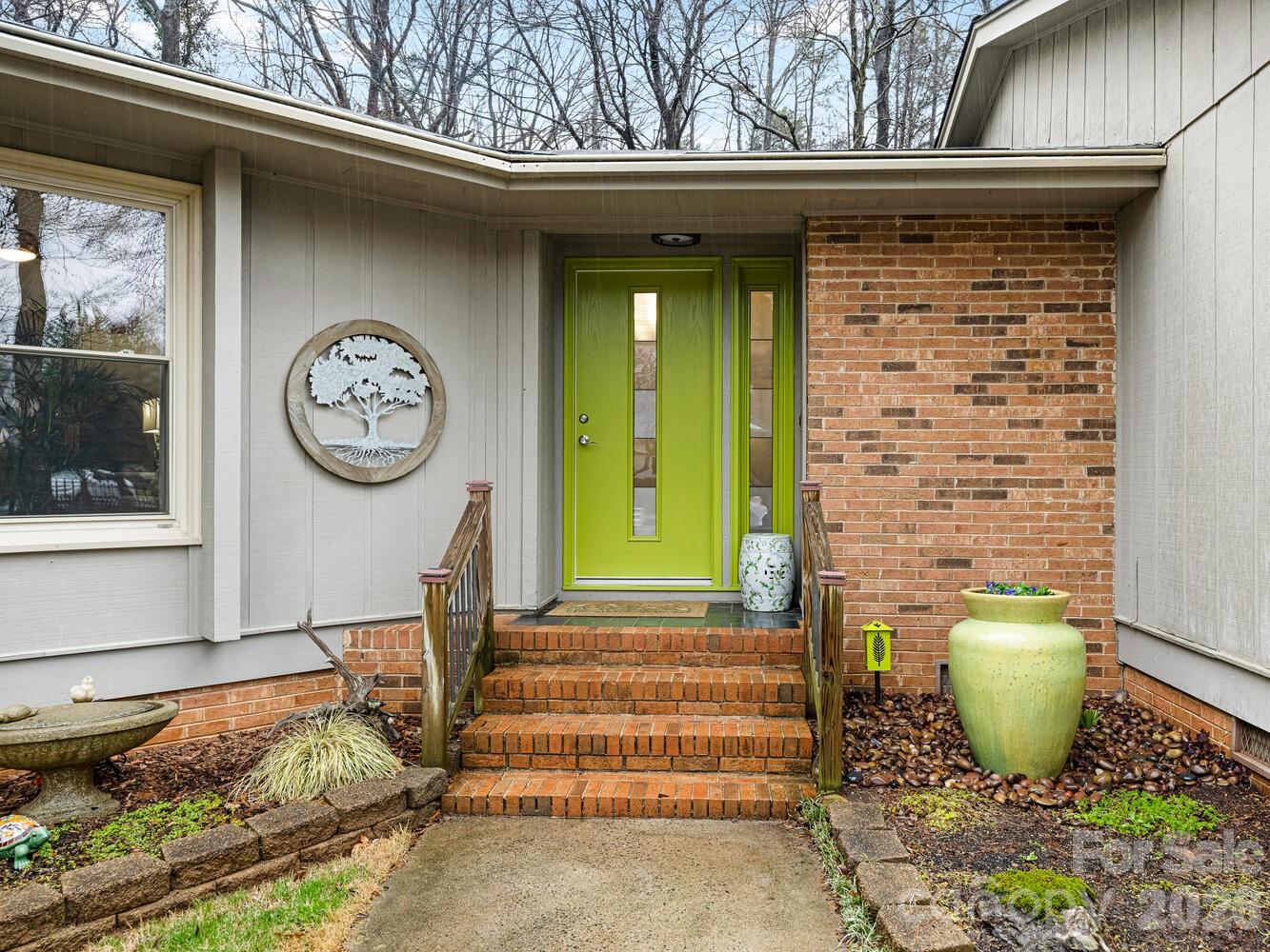 7801 Meadowview Lane