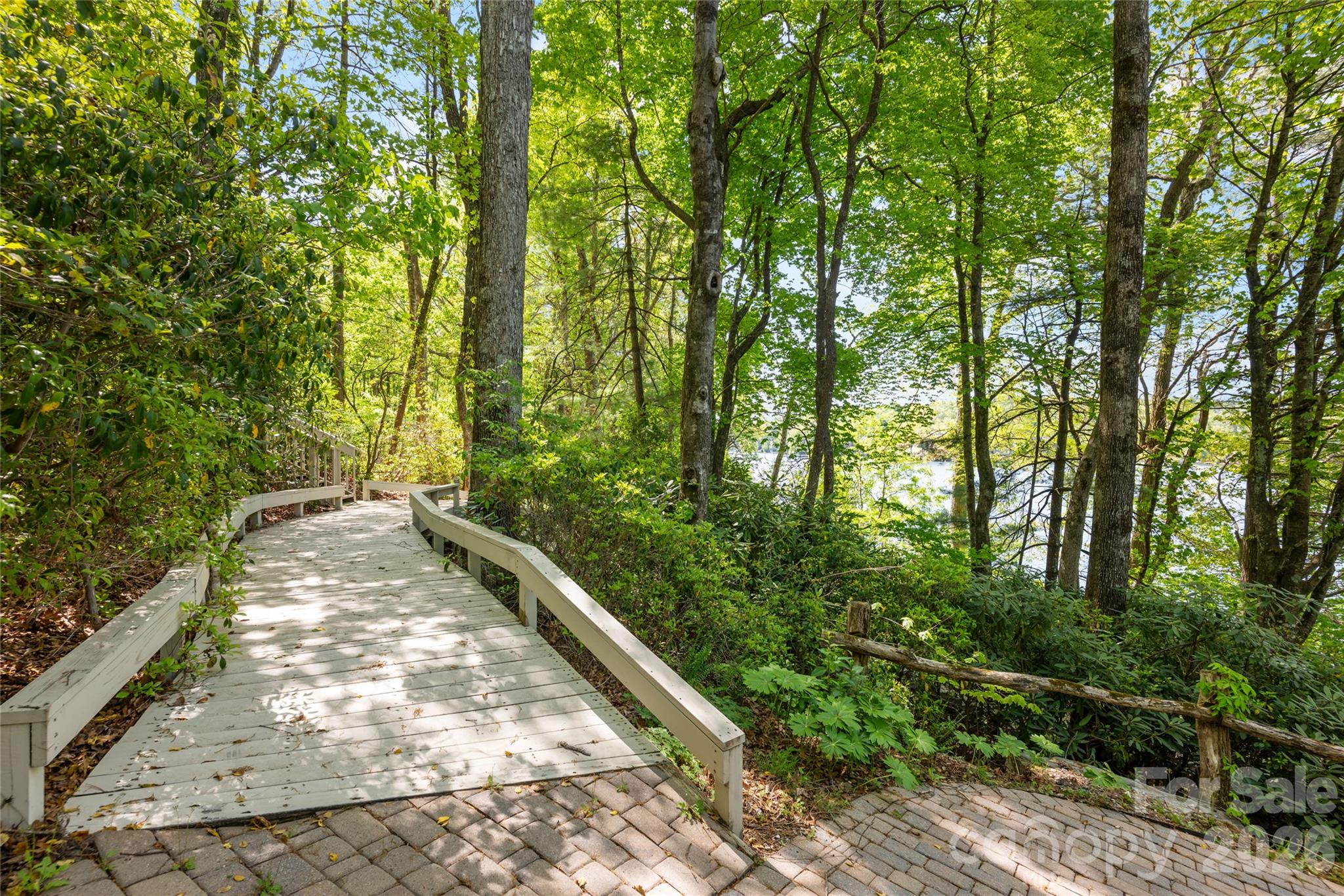 Lake Toxaway Estates - Residential