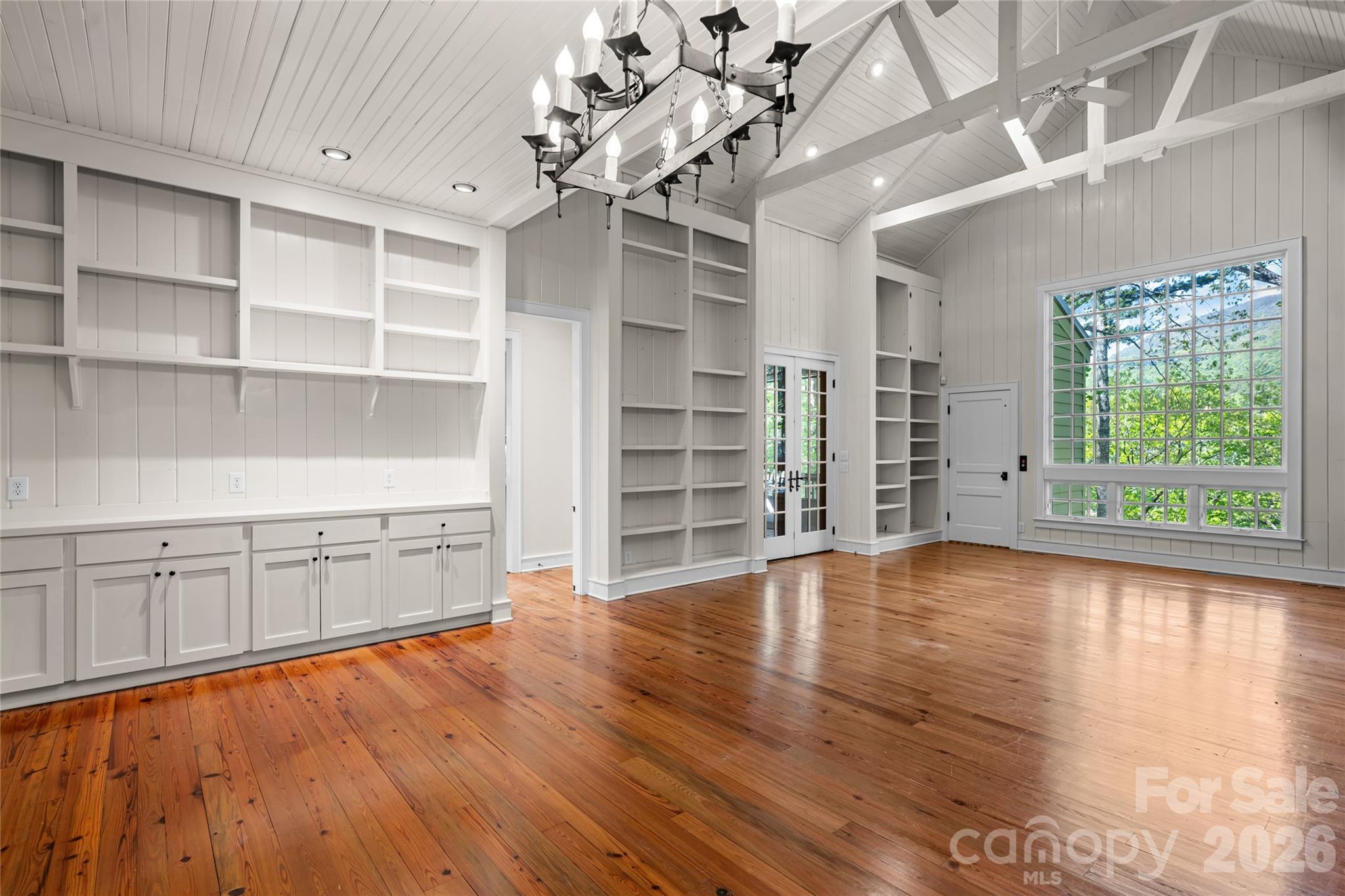 Lake Toxaway Estates - Residential