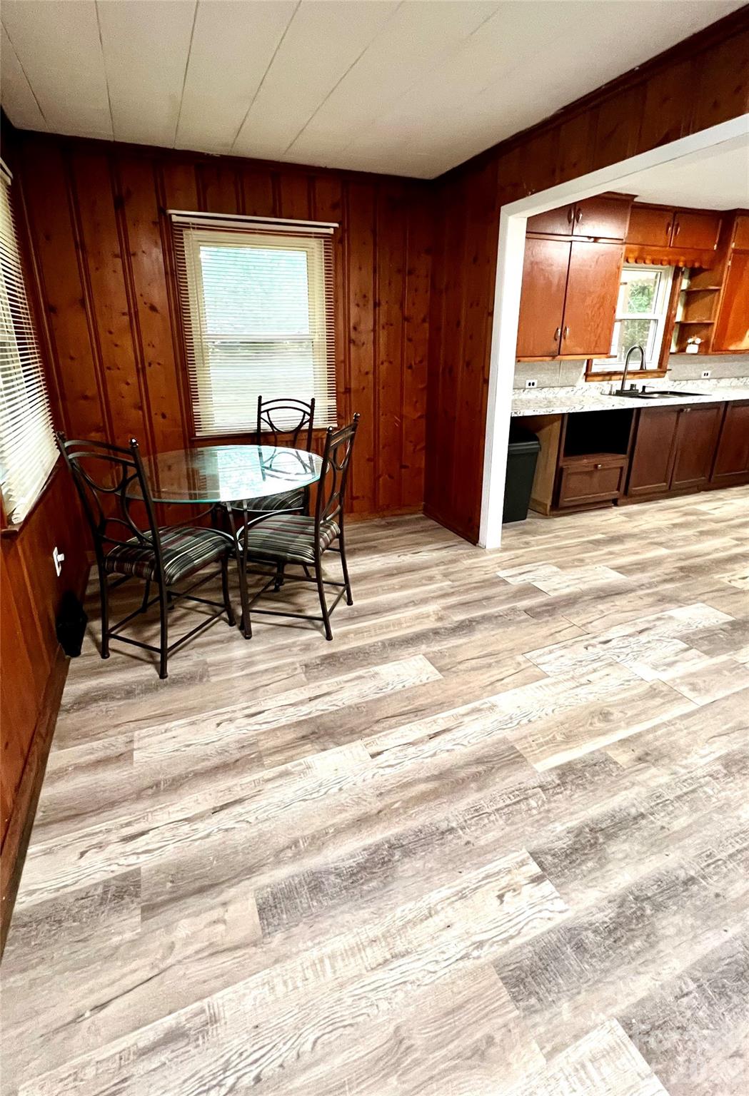 25694 Dunlap Road