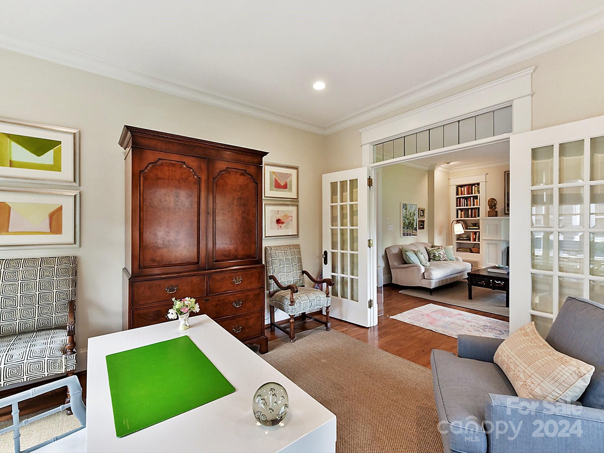 Elizabeth - Residential