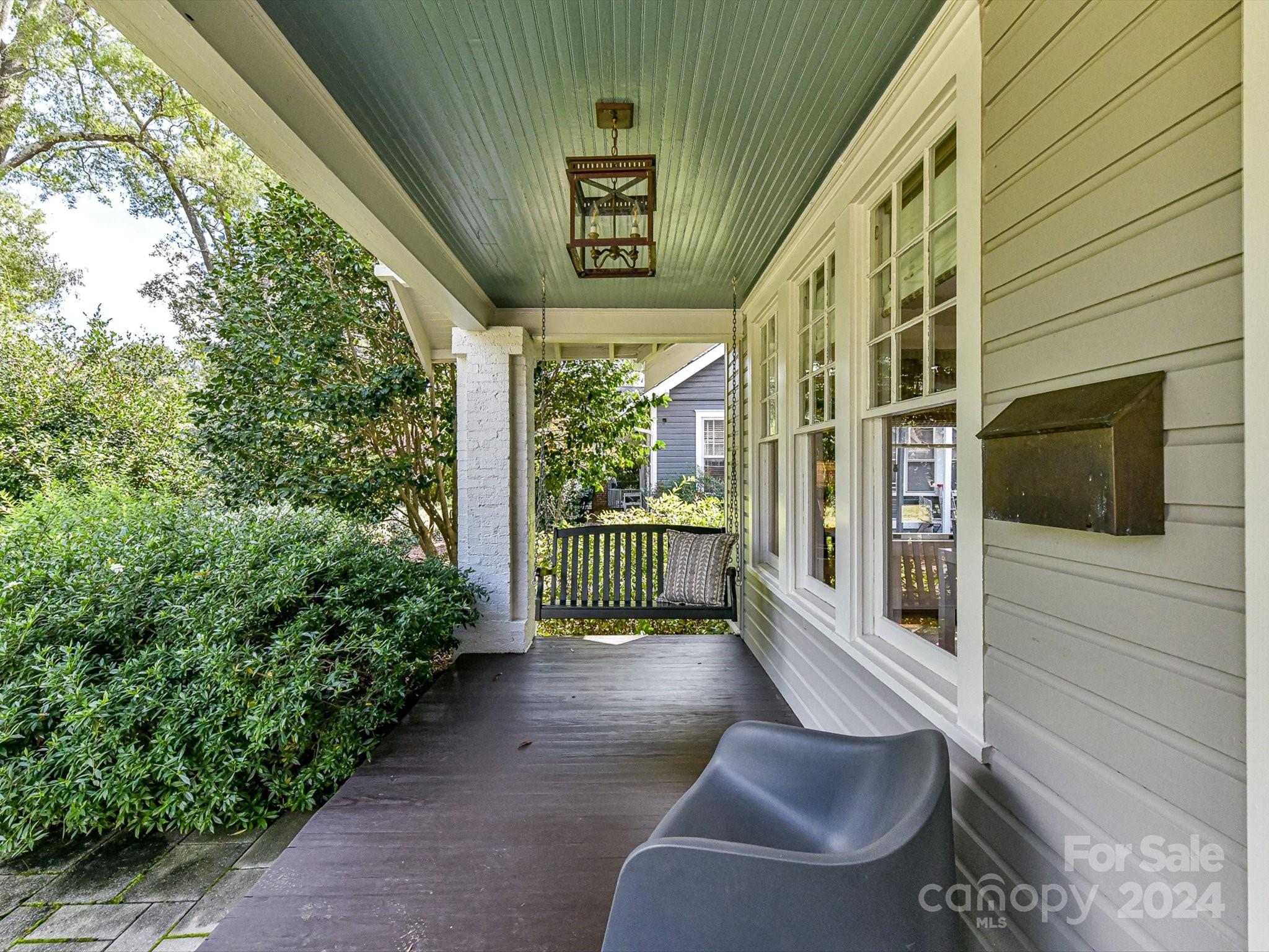 Elizabeth - Residential