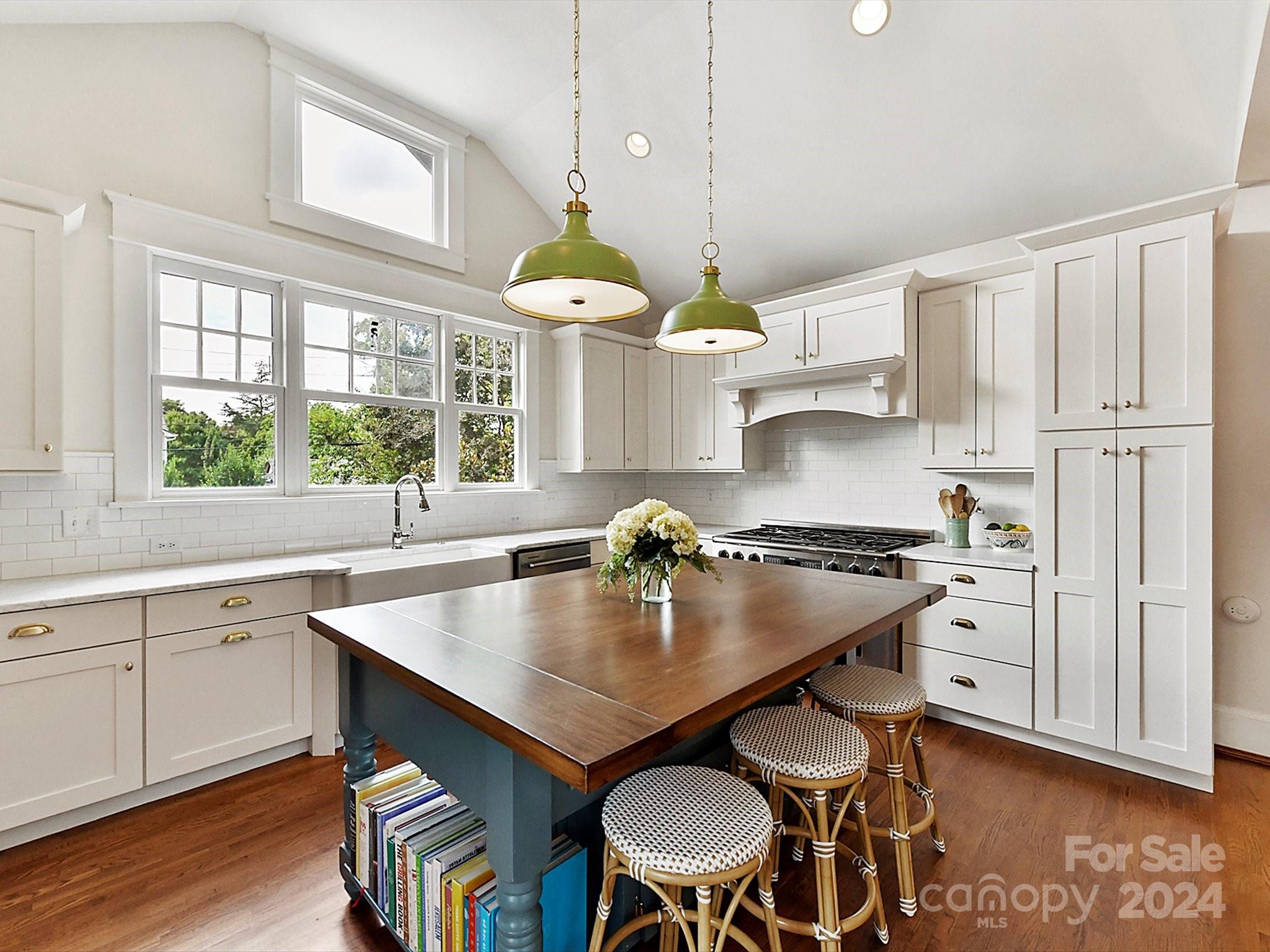 Elizabeth - Residential