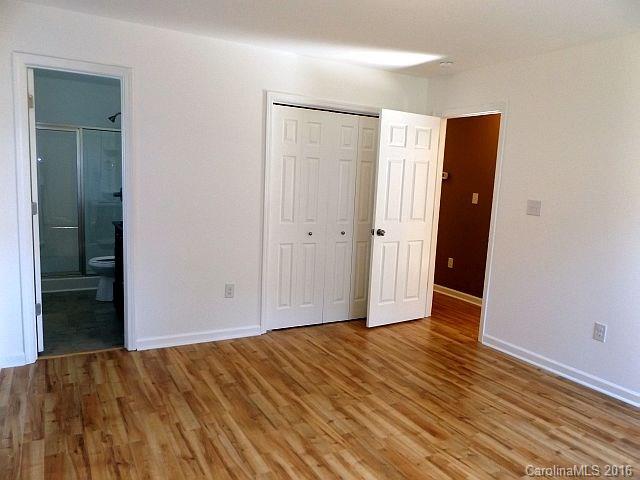 Tega Cay - Residential