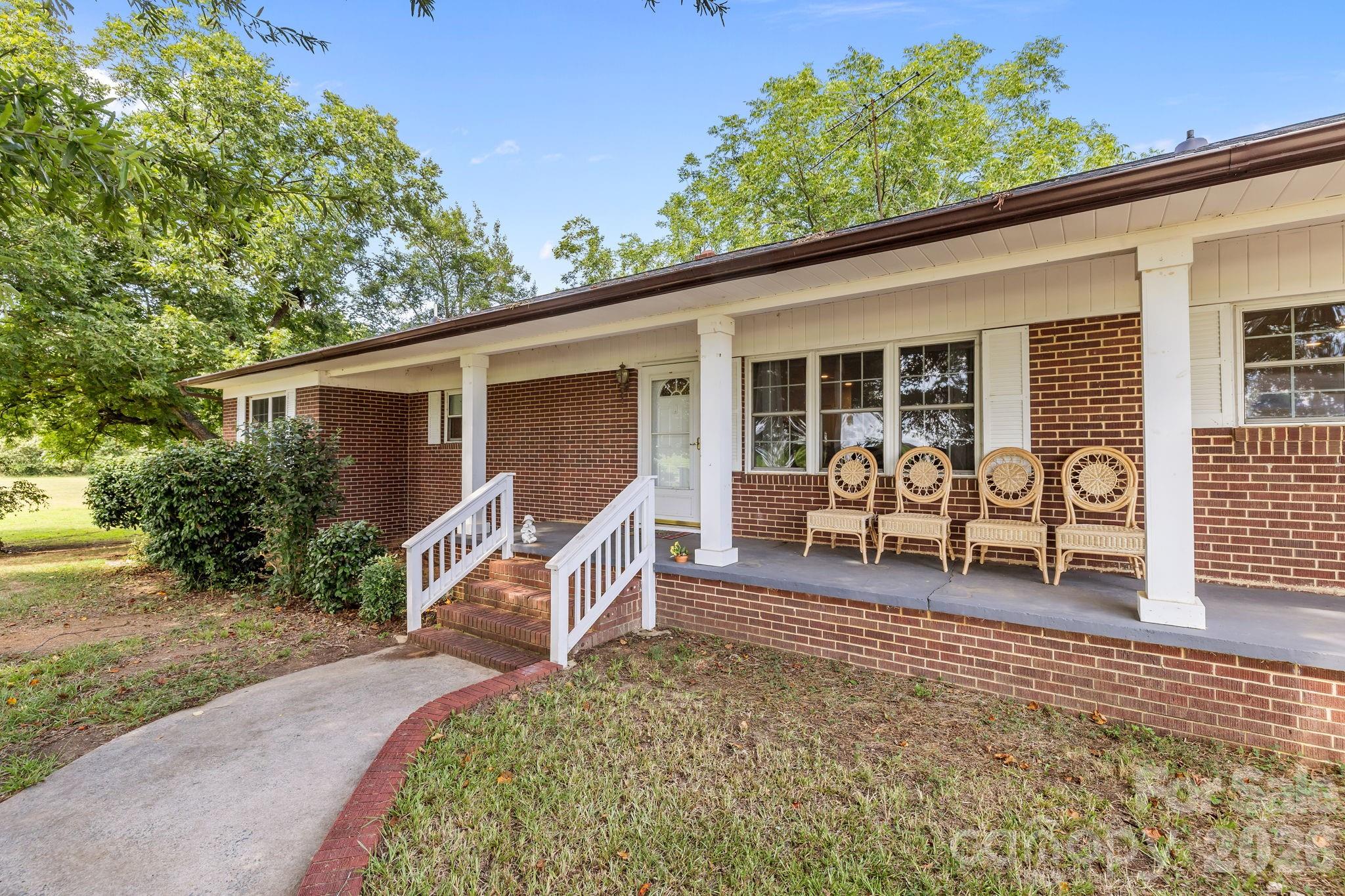 3825 Stack Road