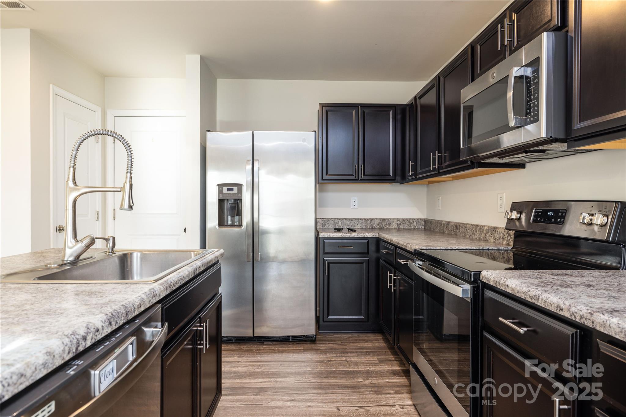 Dillon Lakes - Residential