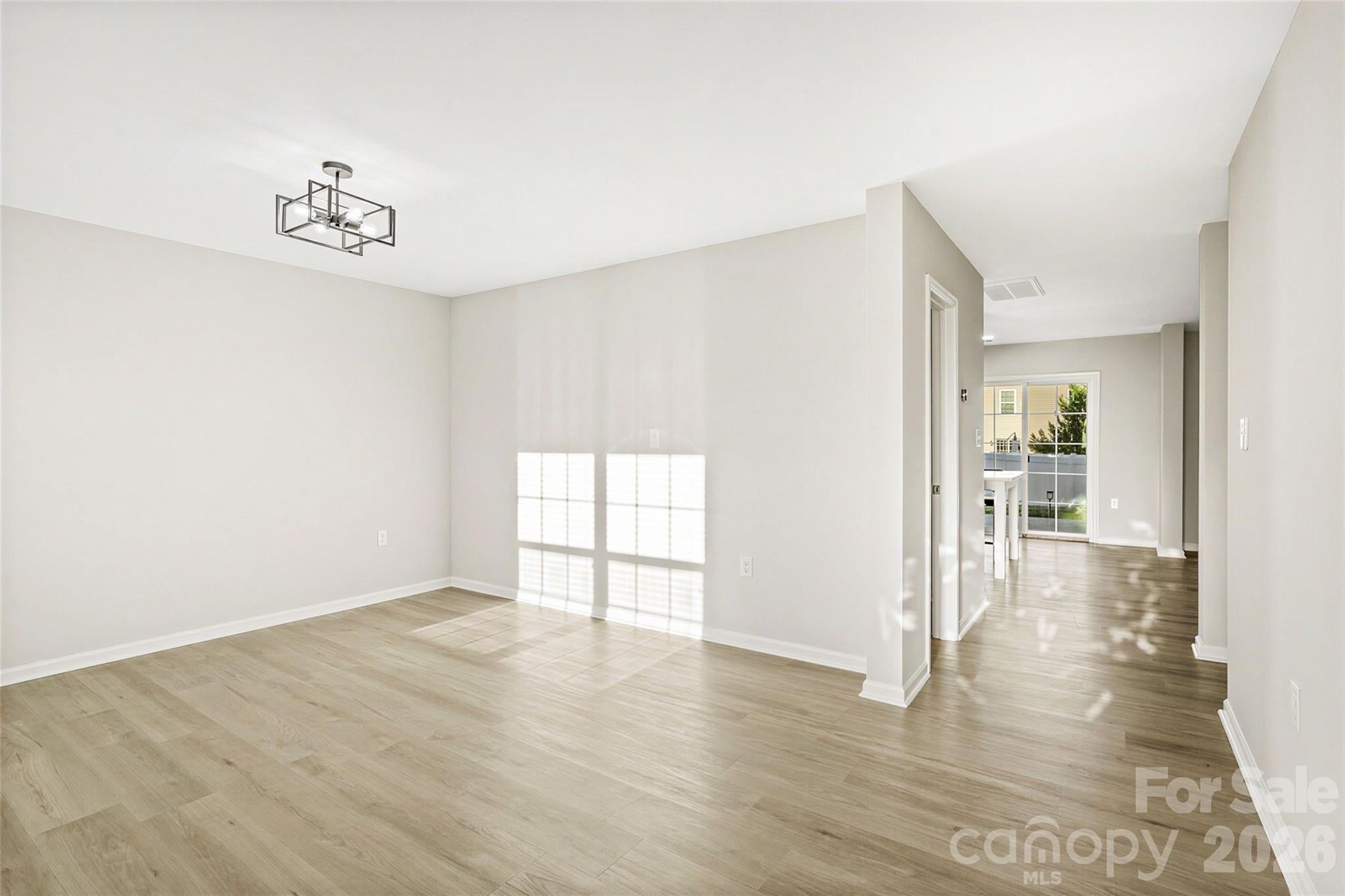 407 Lind Point Lane